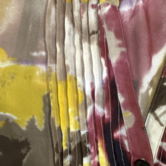 Nicole Miller 3/4 Sleeve Watercolor Blouse Flowy Medium - Picture 8 of 15